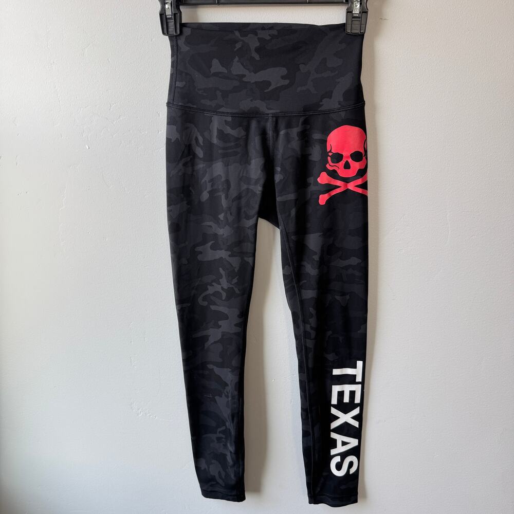Lululemon x Soul Cycle Womens 4 Black Grey Camo  6 Leggings Red Skull Texas